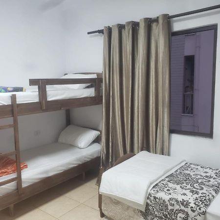 Hostel Split Rock Tirana Eksteriør billede