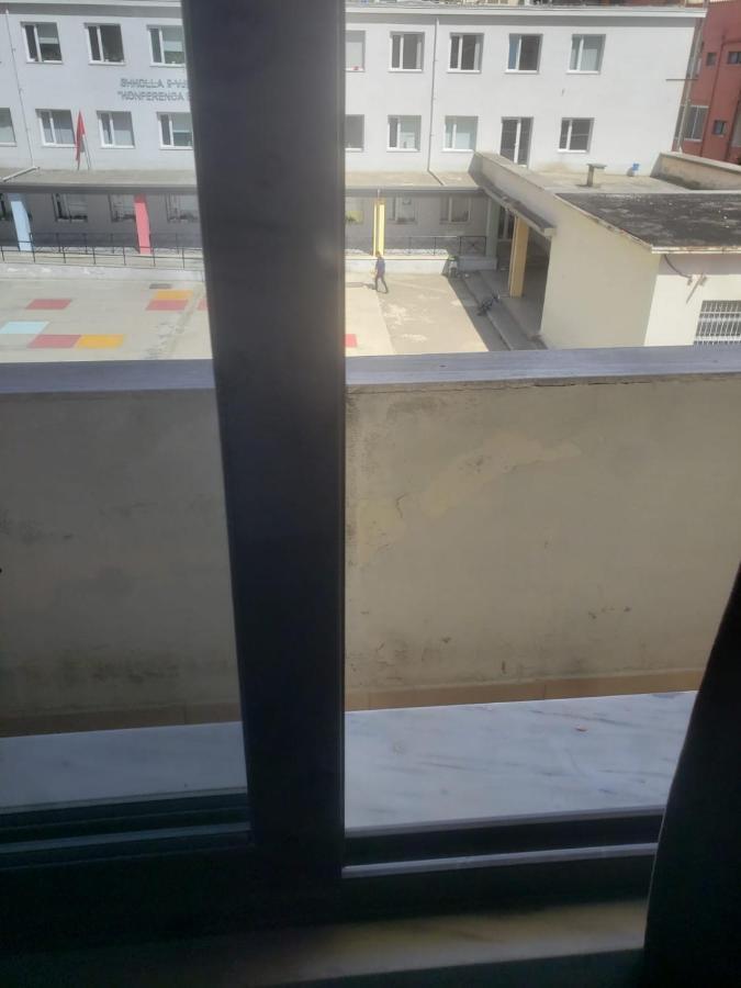 Hostel Split Rock Tirana Eksteriør billede