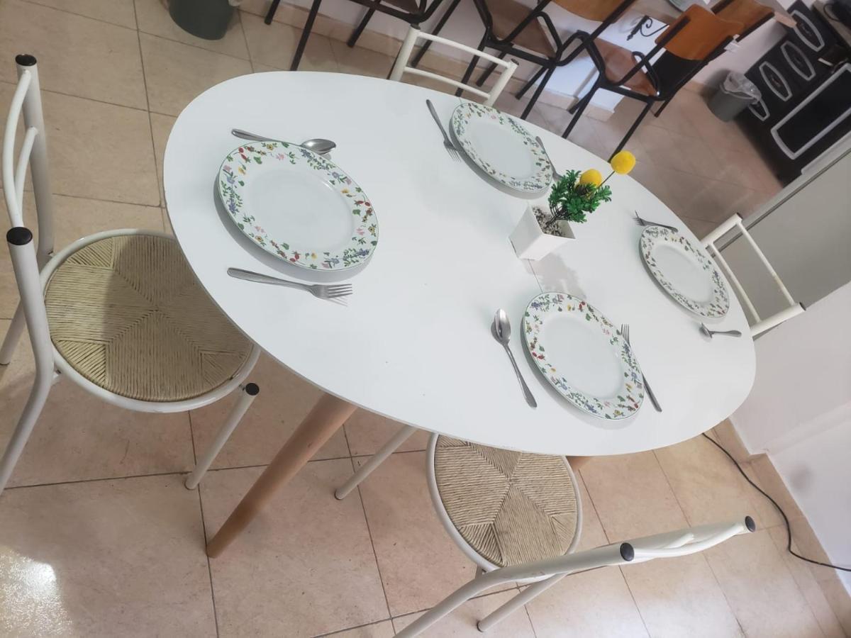 Hostel Split Rock Tirana Eksteriør billede