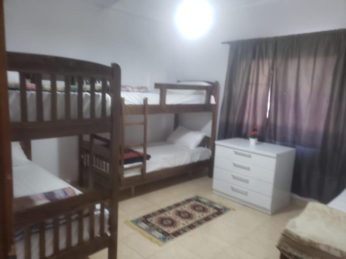 Hostel Split Rock Tirana Eksteriør billede