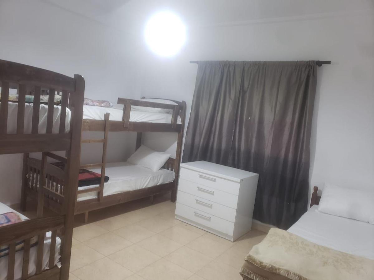 Hostel Split Rock Tirana Eksteriør billede