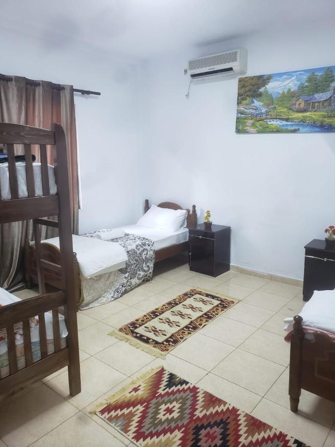 Hostel Split Rock Tirana Eksteriør billede